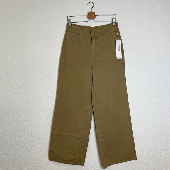 Good American Wide Leg Pants in Tan - Picture 2 of 12